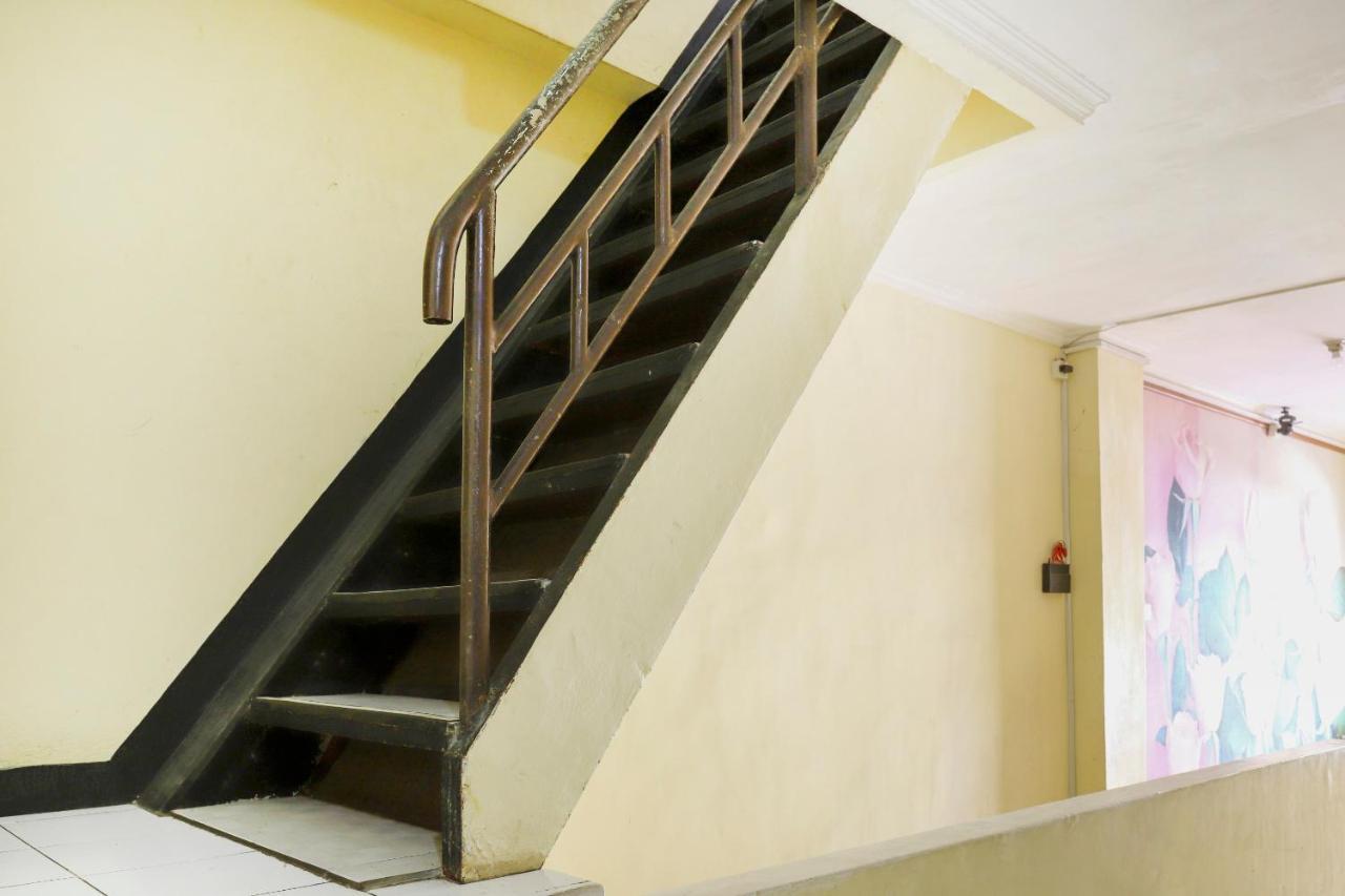 Hotel Good Sleep Balikpapan Mitra Reddoorz Zewnętrze zdjęcie